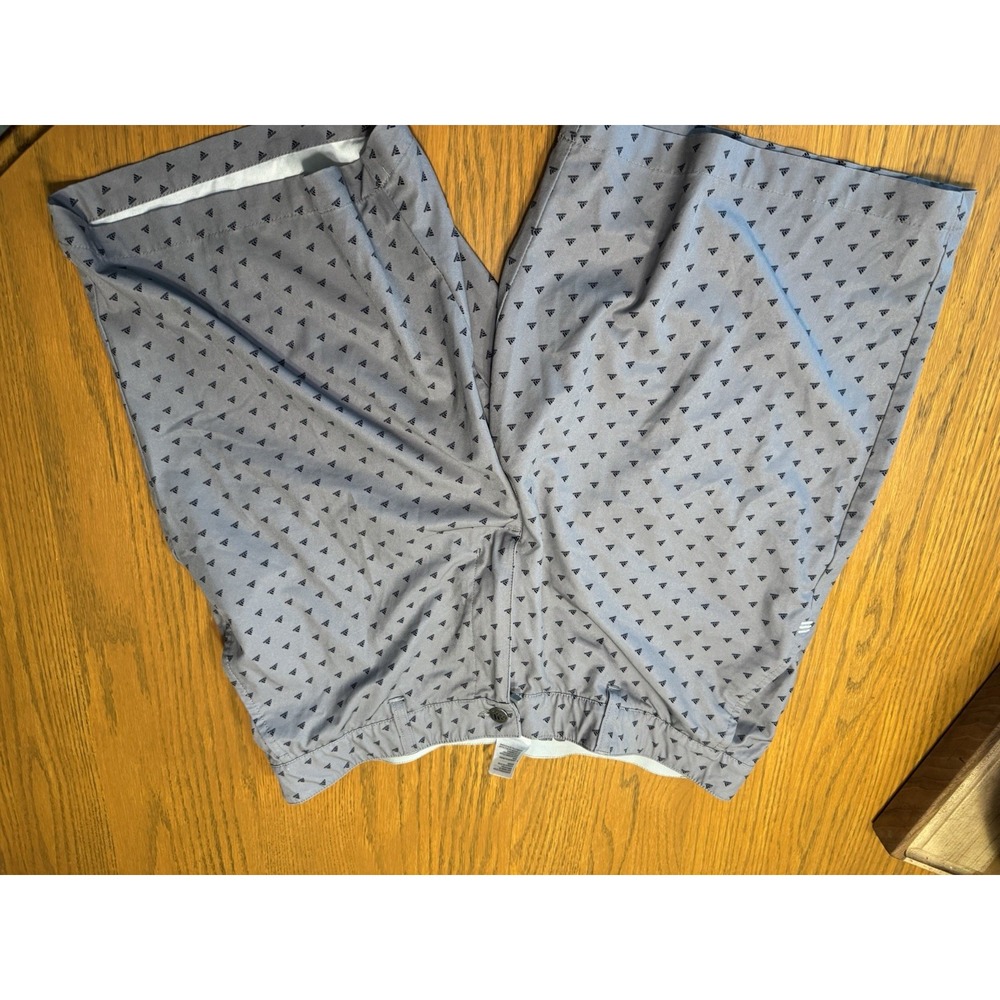 Mens Size 36 Adidas Logo Golf Shorts